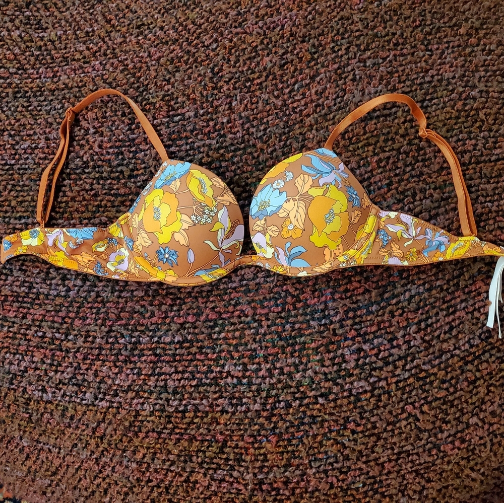 Victoria Secret Pushup Bra